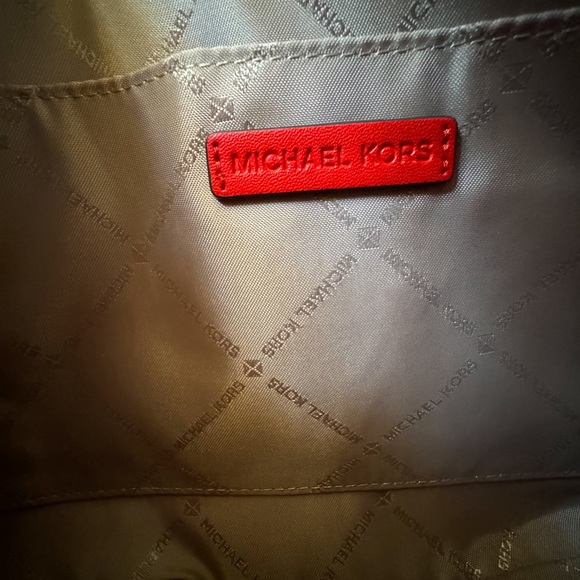 Michael Kors Jet Set Item Large 2 in 1 Card Case Wristlet Wallet MK Dark Sangria - Picture 14 of 15